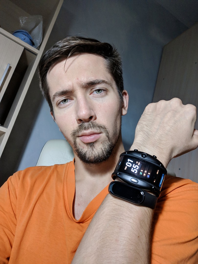 Браслет Nubia Alpha
