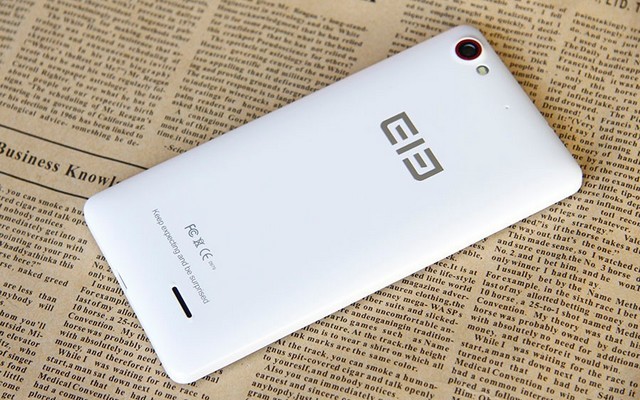 Телефон Elephone G1 на фото