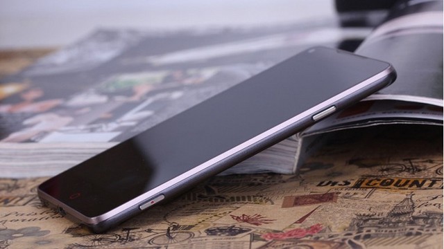 ZTE nubia Z5S