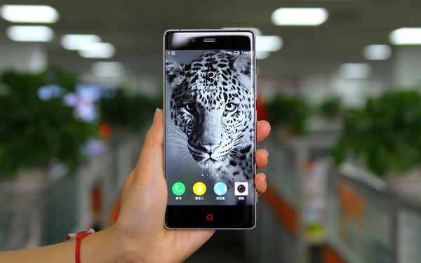 ZTE nubia Z9