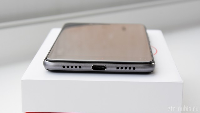 Нижний торец ZTE Nubia Z11 mini
