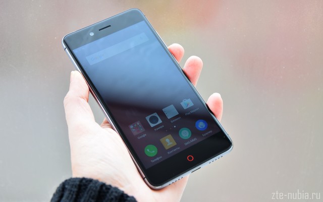 Экран смартфона ZTE Nubia Z11 mini