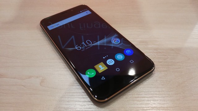 Фото телефона ZTE nubia N1 lite