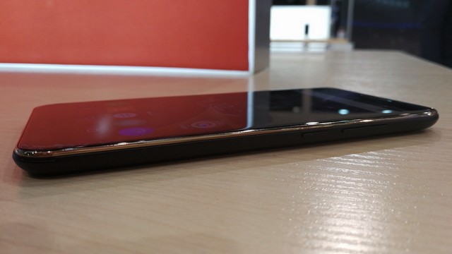 Фото телефона ZTE nubia N1 lite